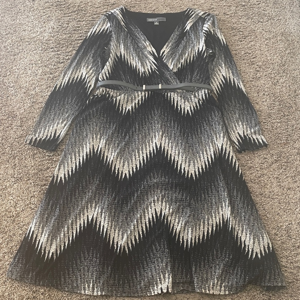 Donna Ricco Zigzag Long Sleeve Dress- Size 8